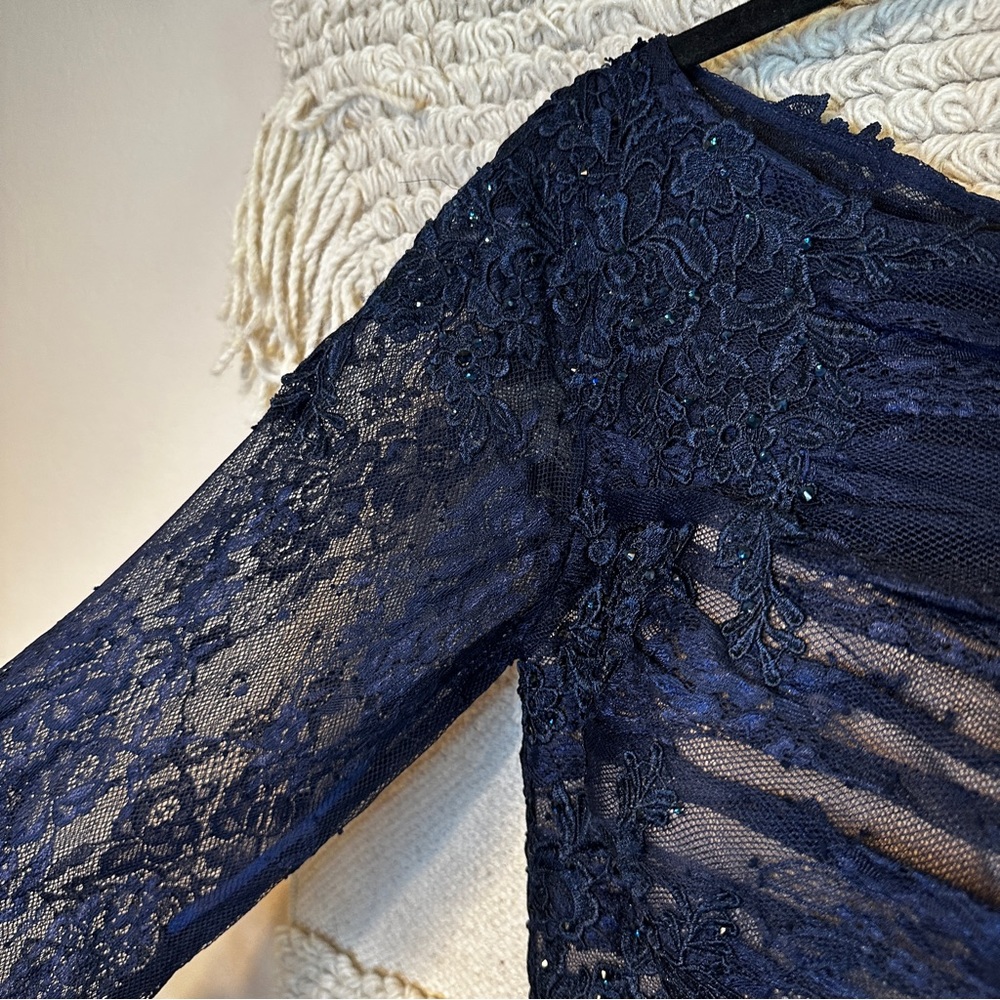 LA FEMME navy blue ruched mesh floral applique mother-of-the-bride dress 12 - Picture 4 of 11